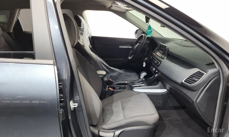 Kia Seltos, снимка 11 - Автомобили и джипове - 53187531