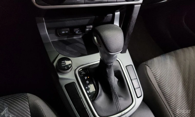 Kia Seltos, снимка 9 - Автомобили и джипове - 53187531