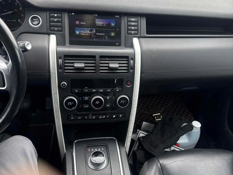 Land Rover Discovery Sport * SE * CARFAX * БЕЗ ПЪРВОНАЧАЛНА ВНОСКА, снимка 9 - Автомобили и джипове - 53398895