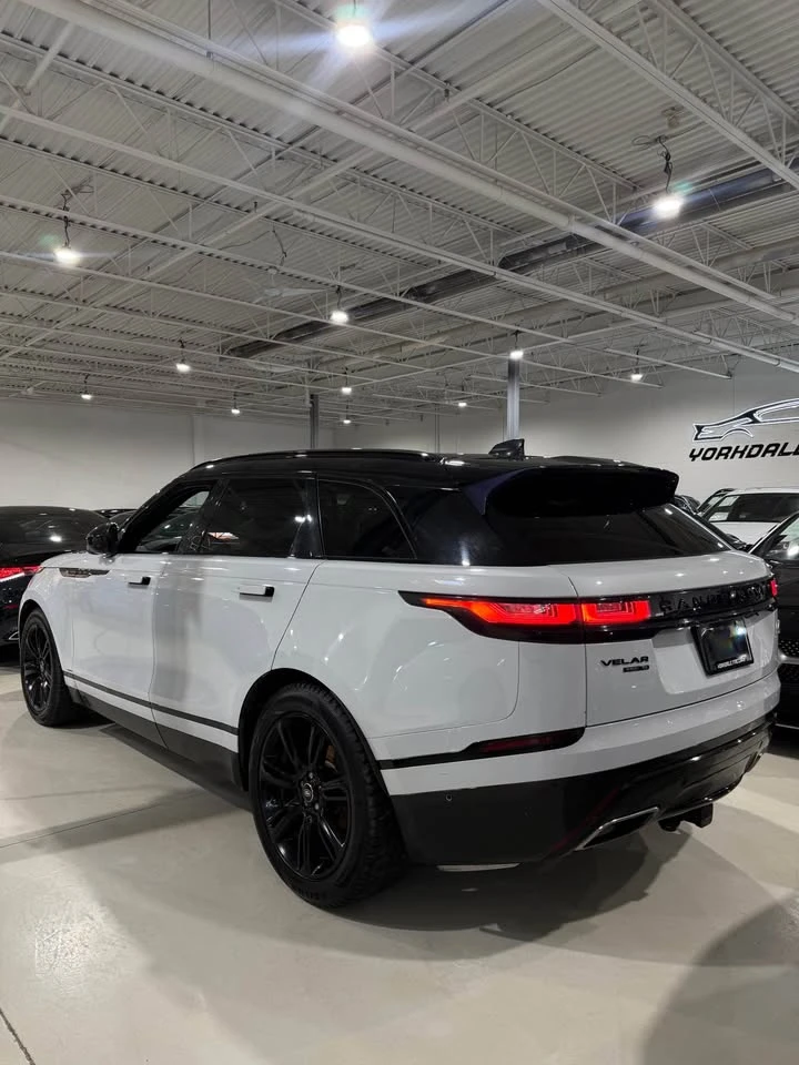 Land Rover Range Rover Velar R-Dynamic SE P300 * Black package * Carfax *  - изображение 3