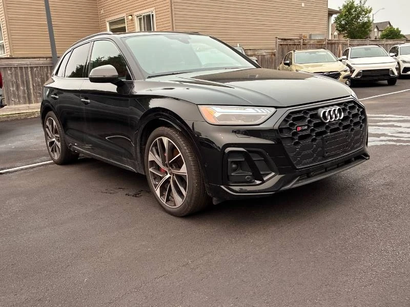 Audi SQ5 * Technik * DIS * PANO * 360 * CARFAX, снимка 4 - Автомобили и джипове - 55342486