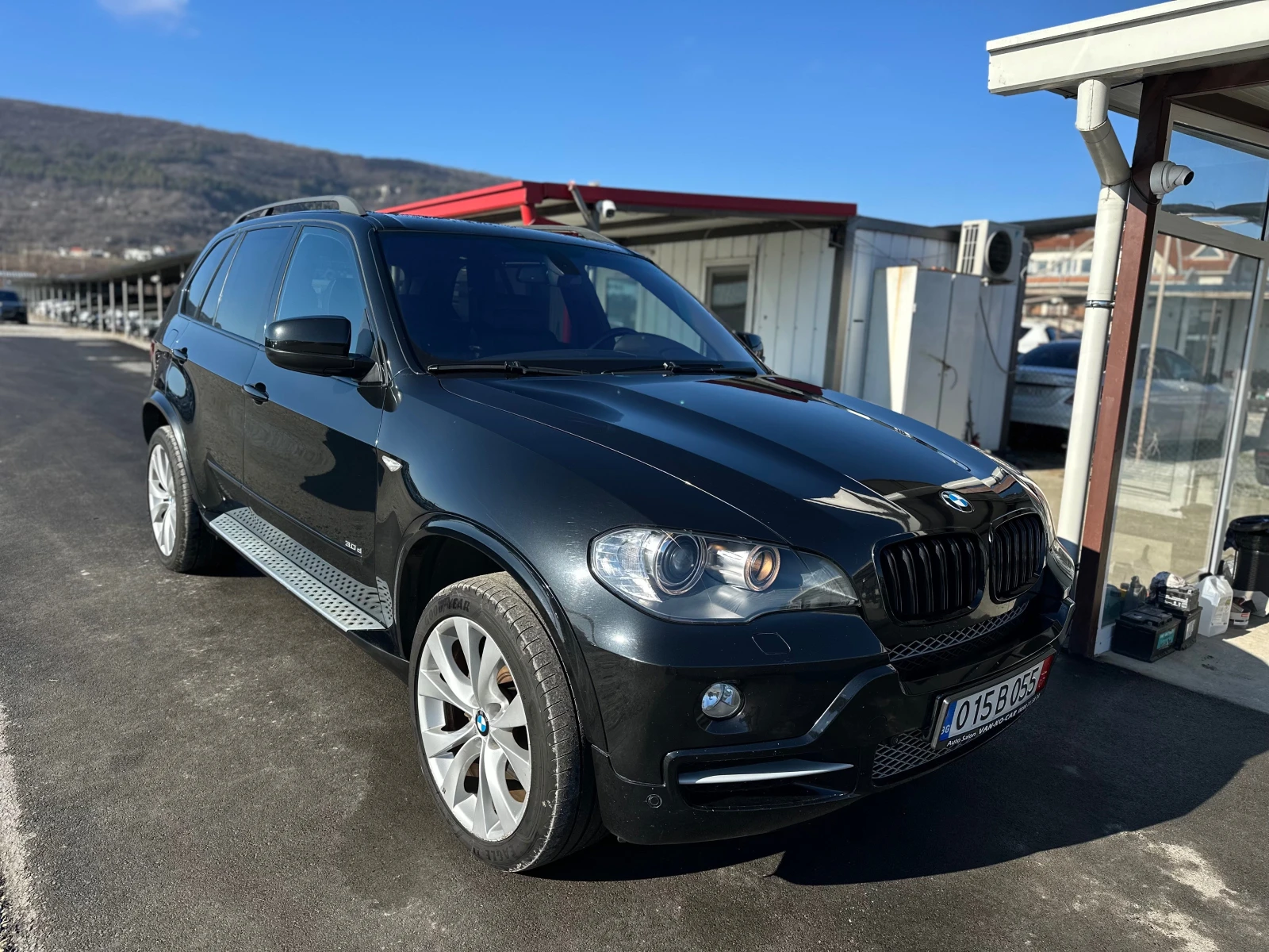 BMW X5 3.0d 235к.с M-Pack ПОДГРЯВАНЕ* ОБЕУХВАНЕ* 2xTV - [1] 