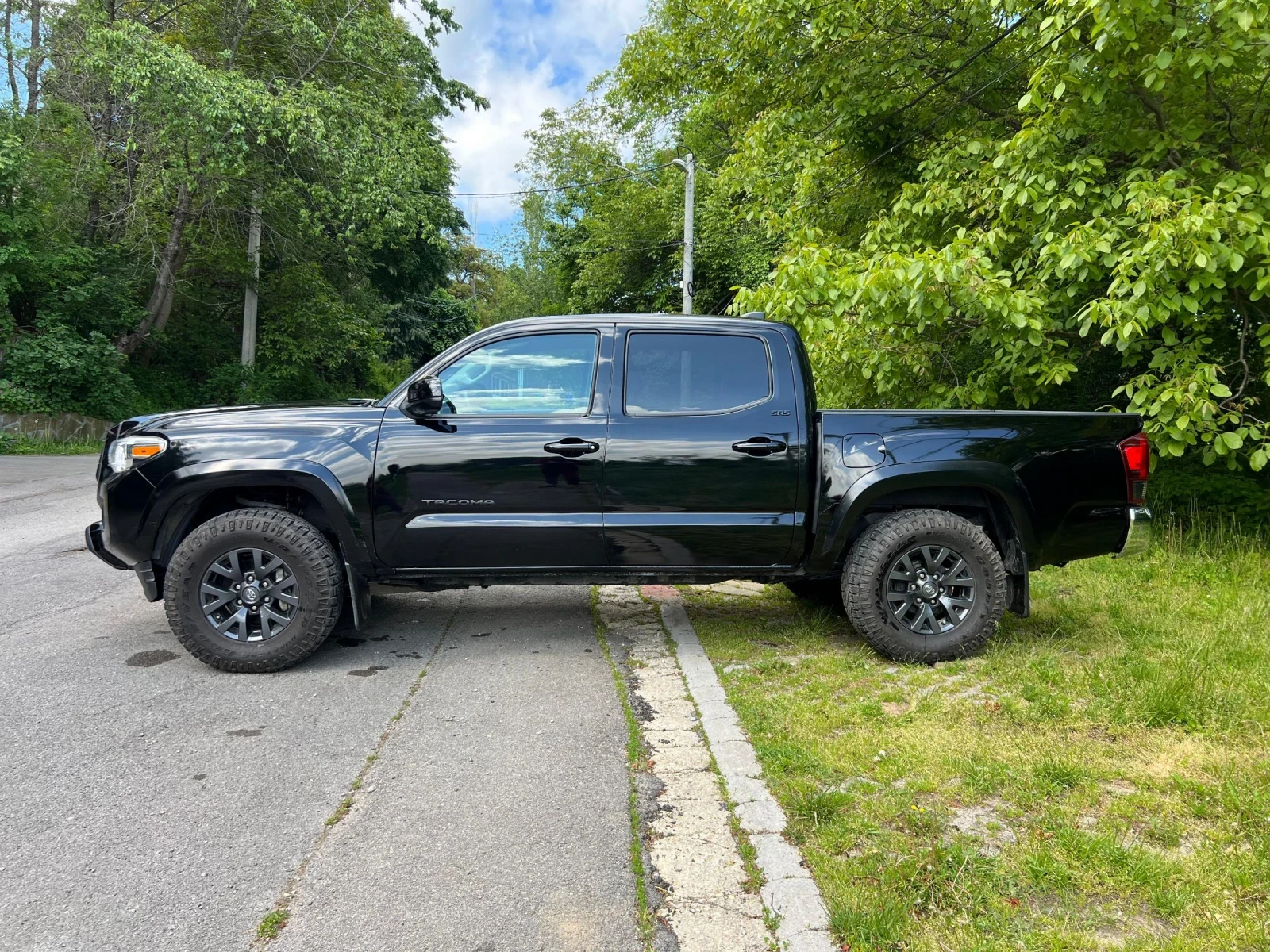 Toyota Tacoma SR5 - изображение 6