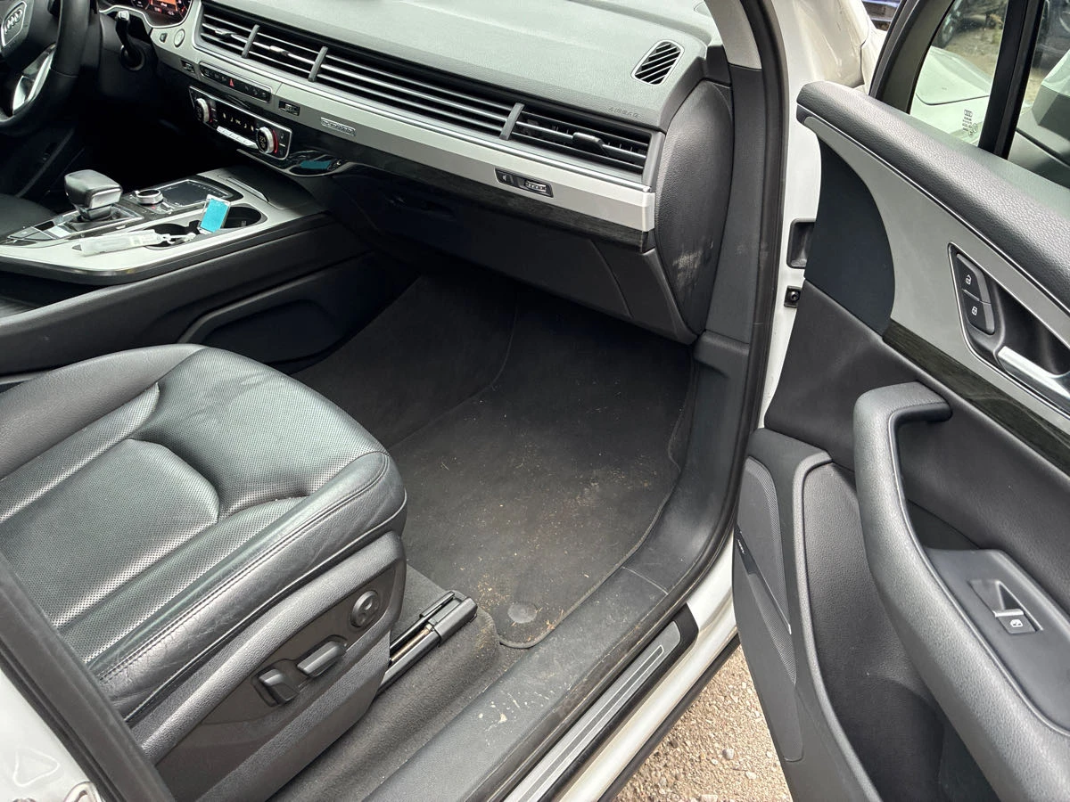 Audi Q7 *  *    *   *  | Mobile.bg   12