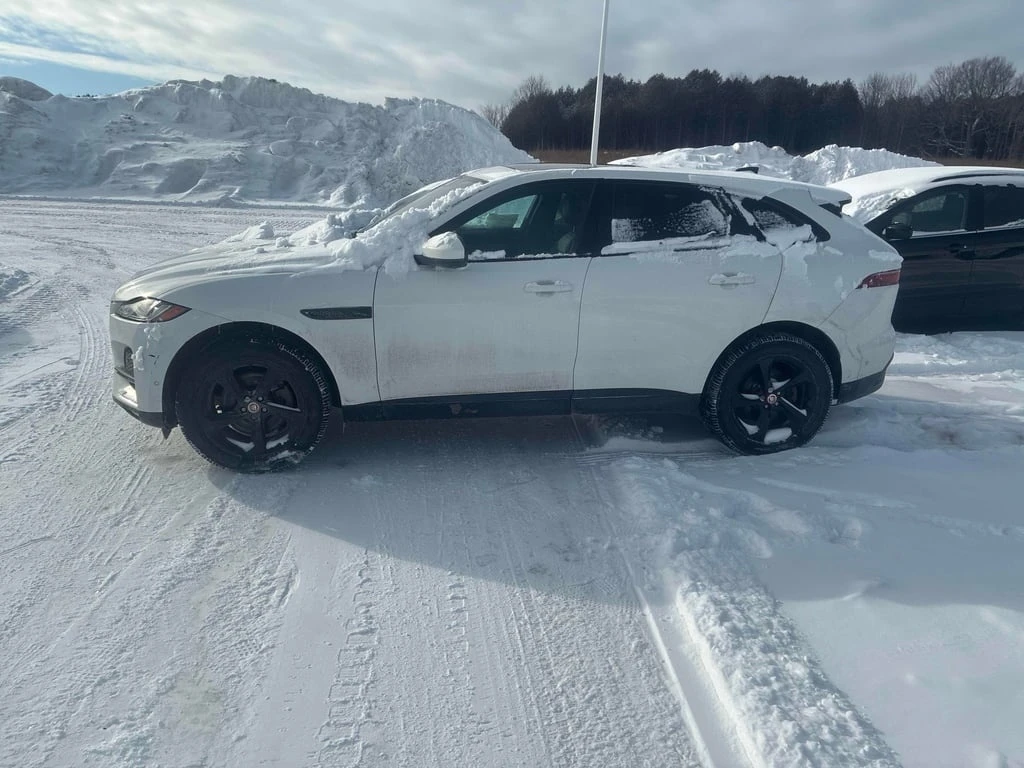 Jaguar F-PACE * P250 S * CARFAX * БЕЗ ПЪРВОНАЧАЛНА ВНОСКА - изображение 2