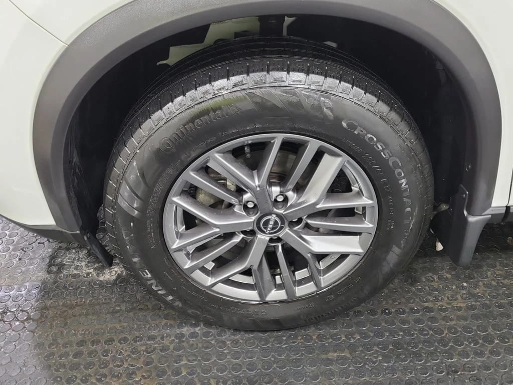 Nissan Rogue * AWD * CARFAX * 360 | Mobile.bg � ����������� 17