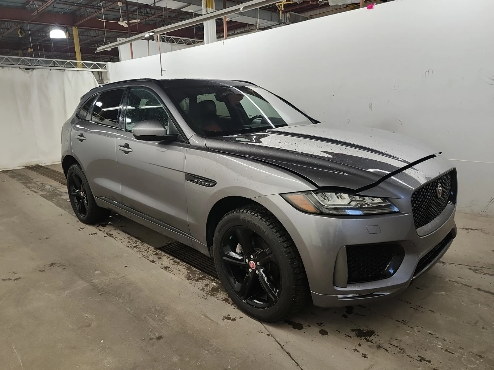 Jaguar F-PACE 25t Checkered Flag Limited Edition AWD - изображение 2
