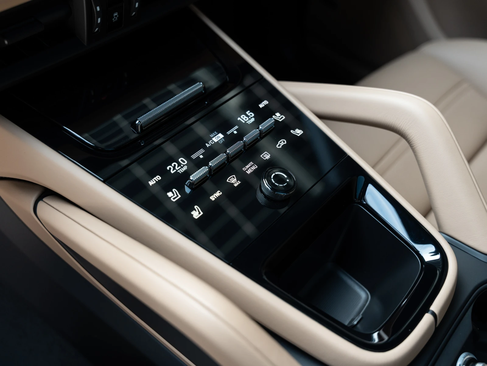 Porsche Cayenne Coupe, снимка 11 - Автомобили и джипове - 53878663