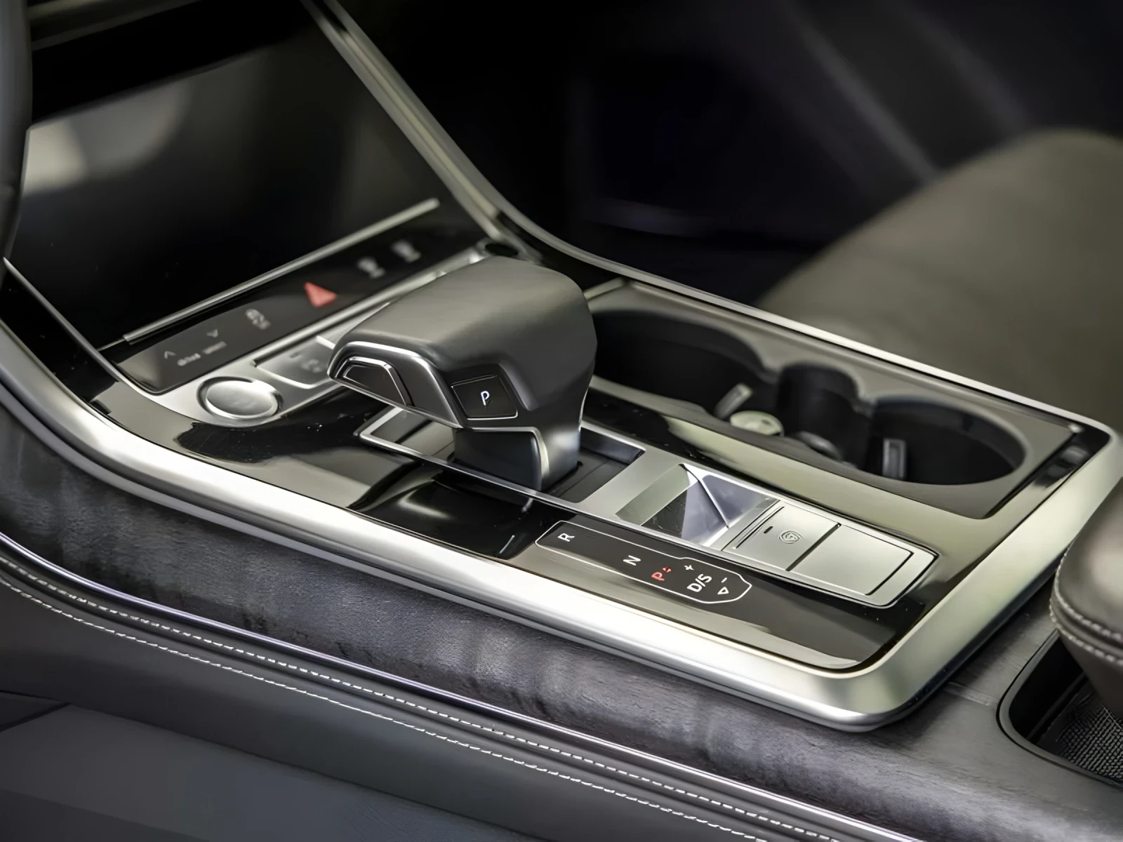 Audi Q8 55 tfsi �� ���� � 1 ������ �������� | Mobile.bg � ����������� 8