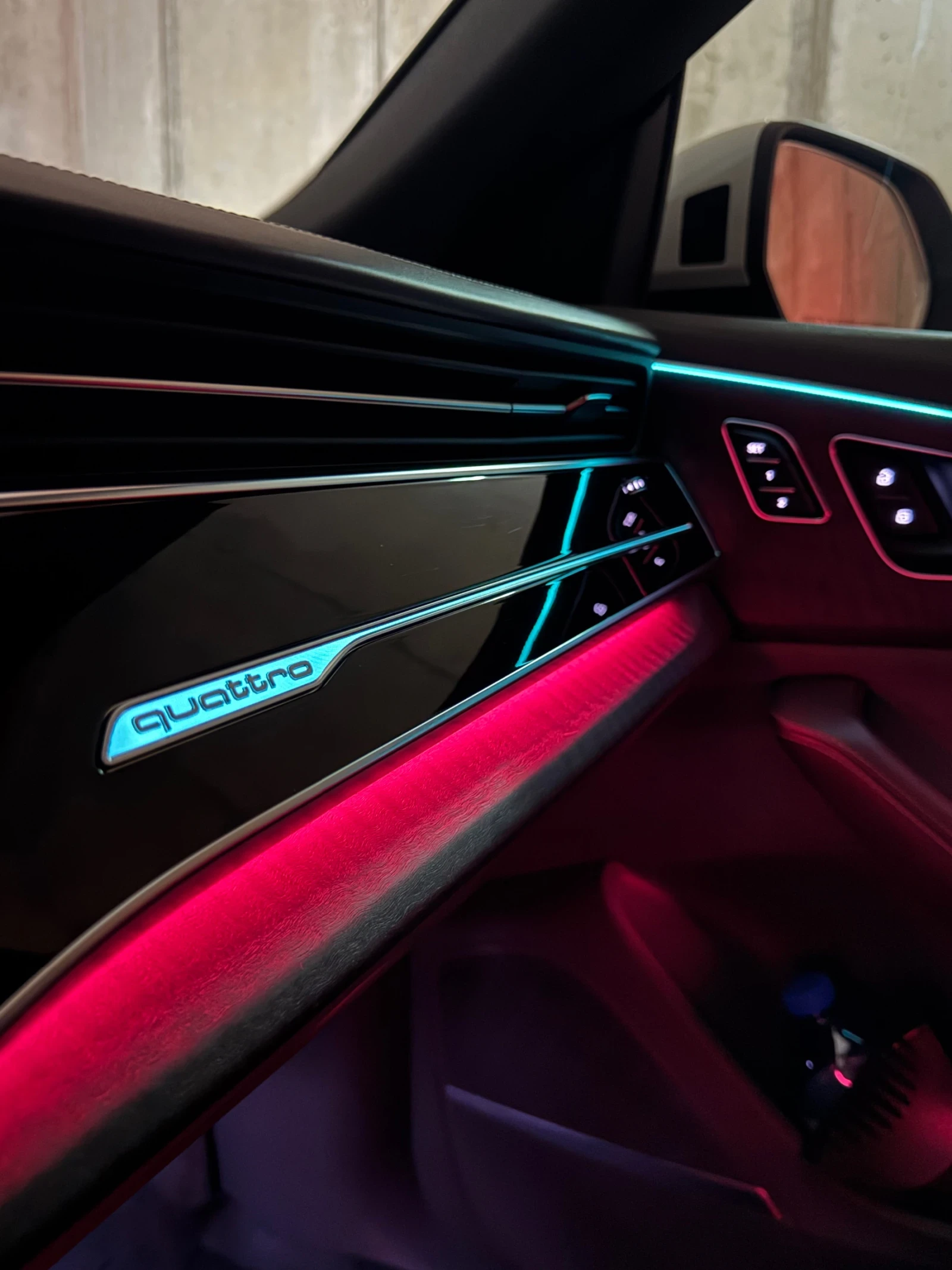 Audi Q8 55 tfsi от ауди с 1 година гаранция, снимка 9 - Автомобили и джипове - 53884390