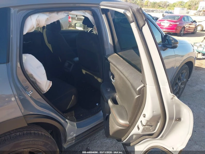 Honda Hr-v 2.0l Awd Sport, снимка 8 - Автомобили и джипове - 54136613