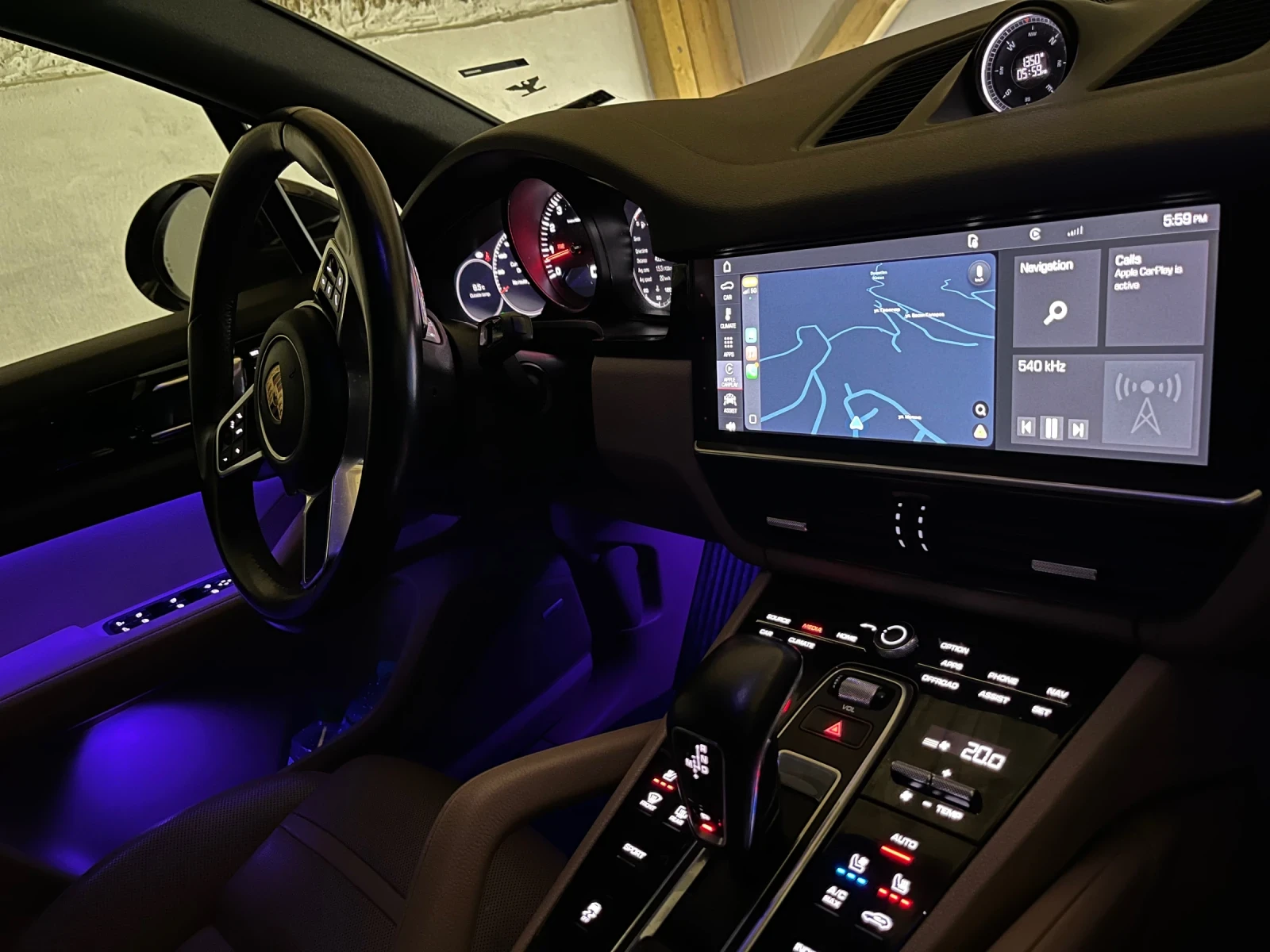 Porsche Cayenne, снимка 10 - Автомобили и джипове - 54195136