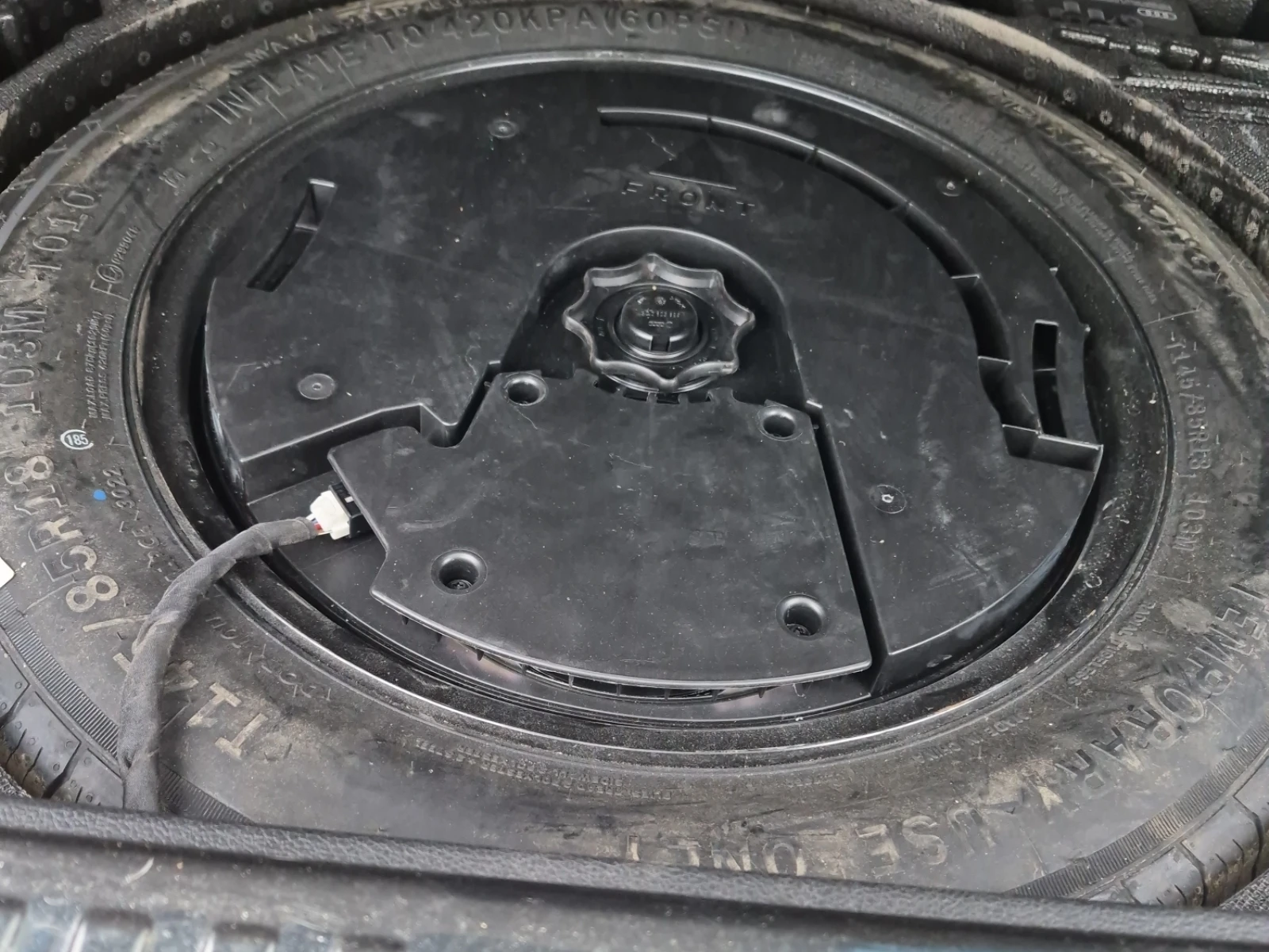 Audi Q3 Technik * * CARFAX * * АВТО КРЕДИТ * * , снимка 17 - Автомобили и джипове - 54360867