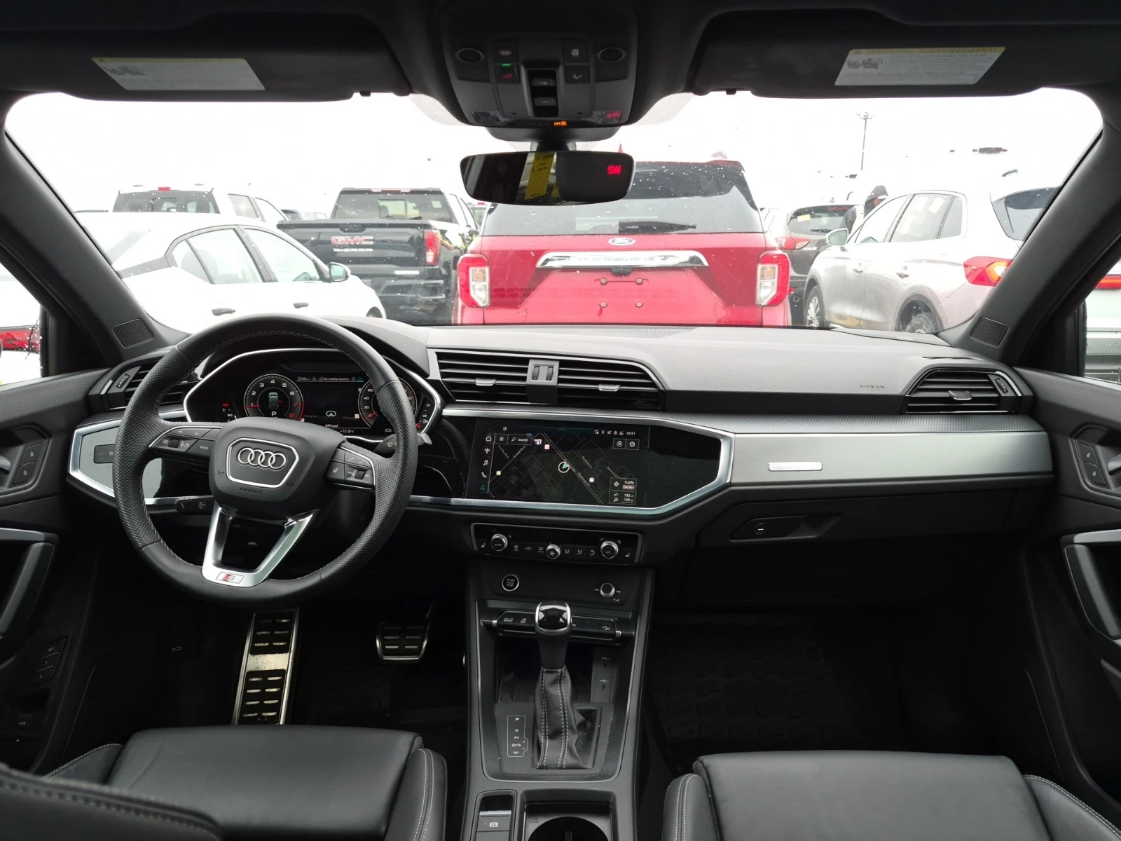 Audi Q3 Technik * * CARFAX * * АВТО КРЕДИТ * * , снимка 10 - Автомобили и джипове - 54360867