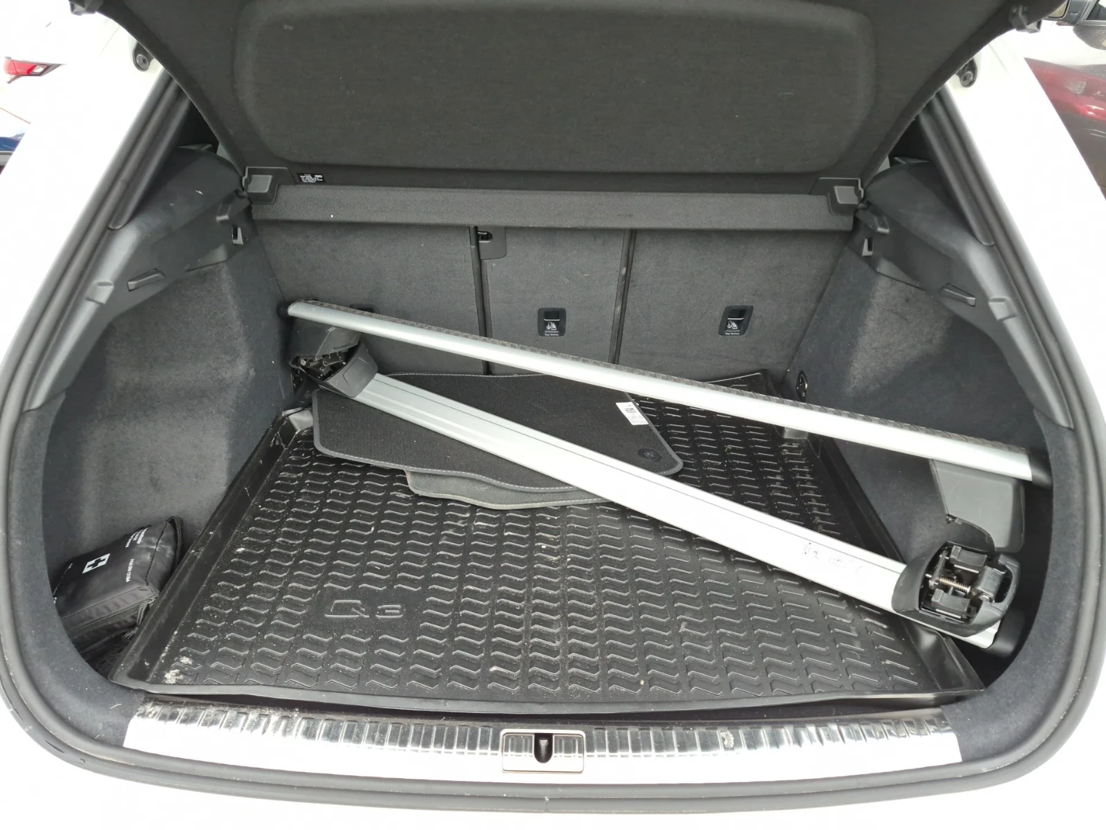 Audi Q3 Technik * * CARFAX * * АВТО КРЕДИТ * * , снимка 16 - Автомобили и джипове - 54360867