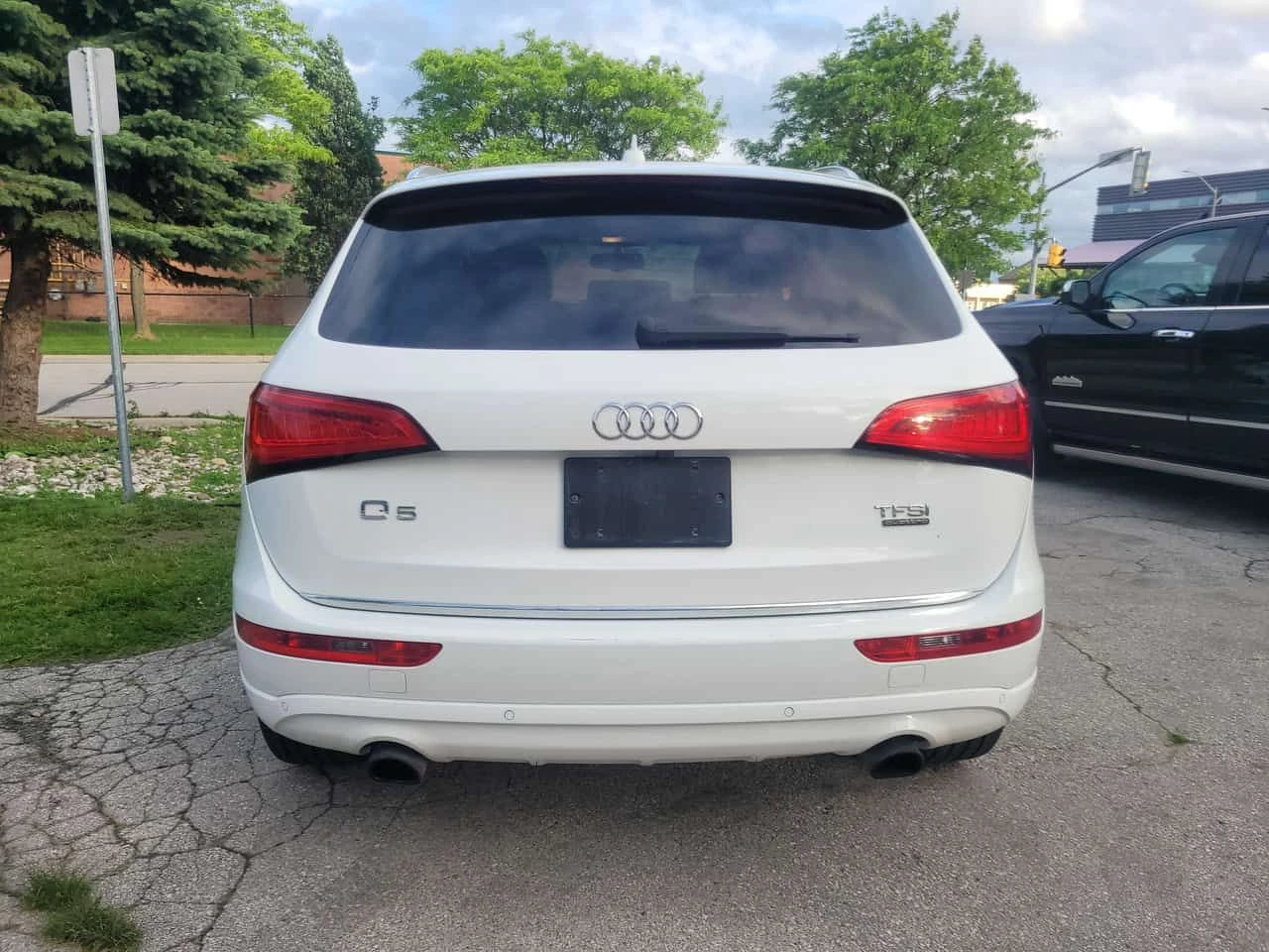 Audi Q5 * Progressiv * ВТОРИ ГУМИ + ДЖАНТИ * ПАНОРАМА, снимка 5 - Автомобили и джипове - 54968439