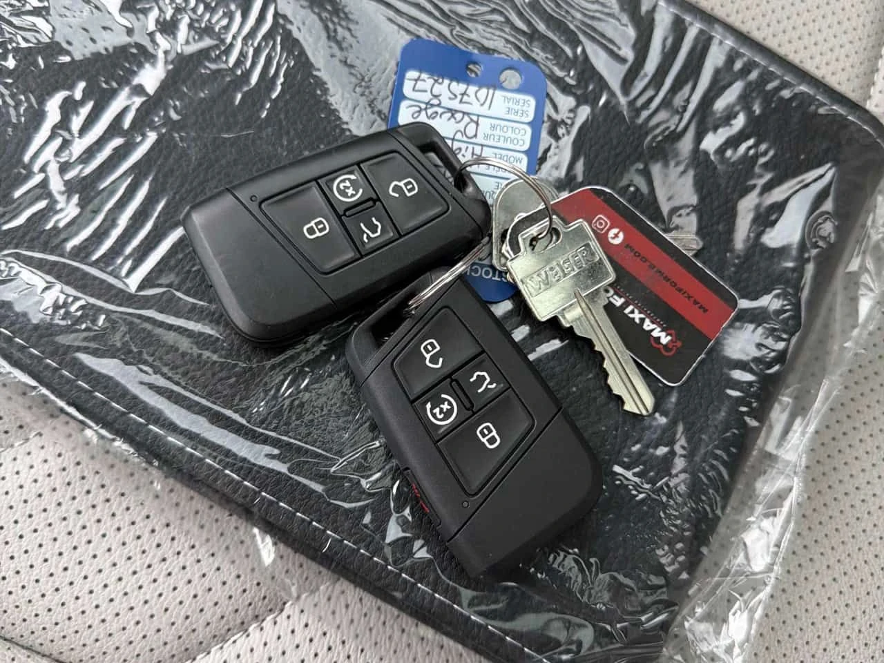 VW Tiguan Highline R Line / 360 / DIS / FENDER / ОБДУХВАНЕ , снимка 12 - Автомобили и джипове - 55594995