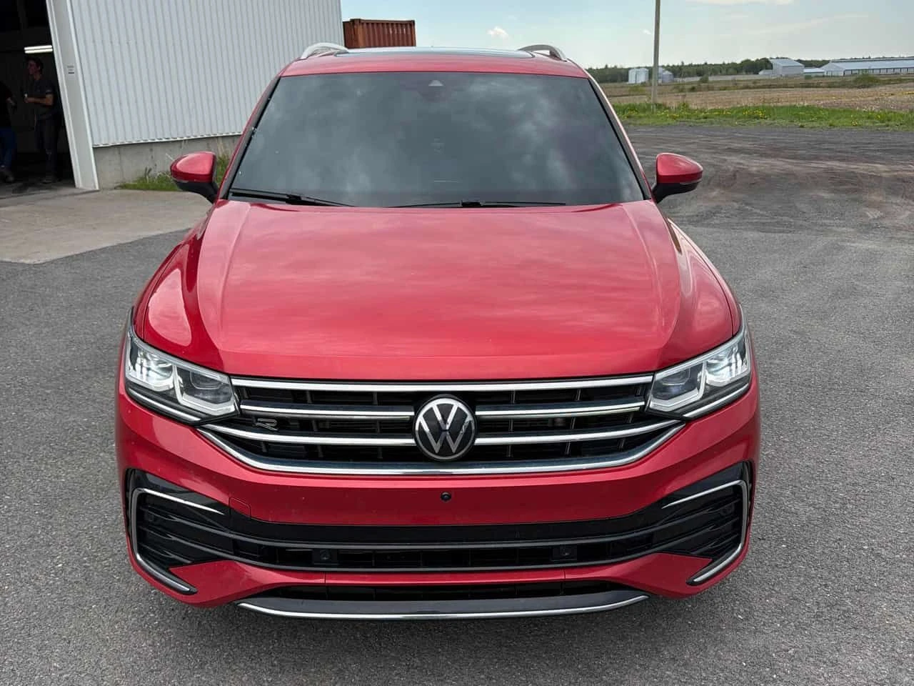 VW Tiguan Highline R Line / 360 / DIS / FENDER / ОБДУХВАНЕ , снимка 6 - Автомобили и джипове - 55594995
