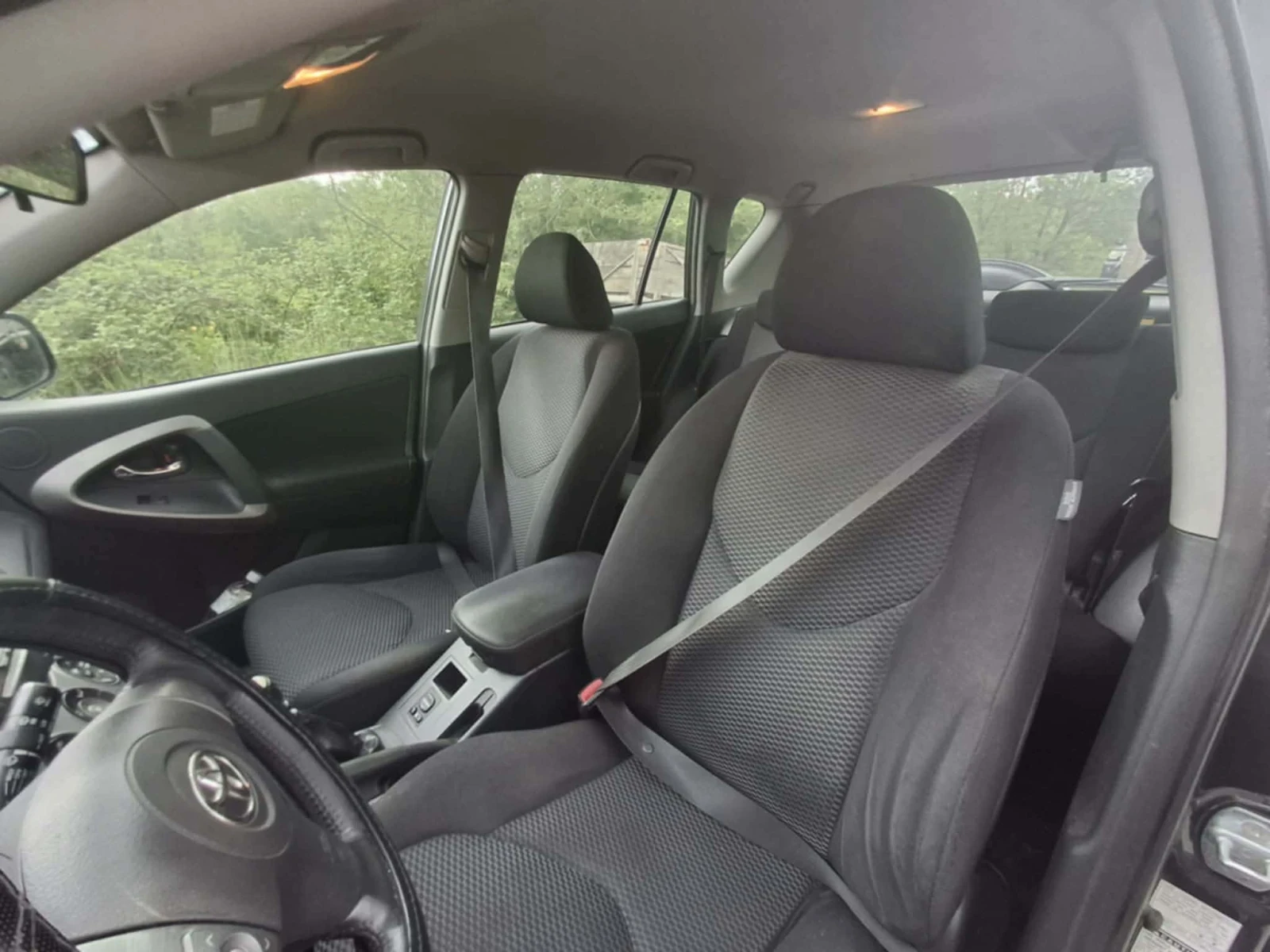 Toyota Rav4, снимка 10 - Автомобили и джипове - 56130858