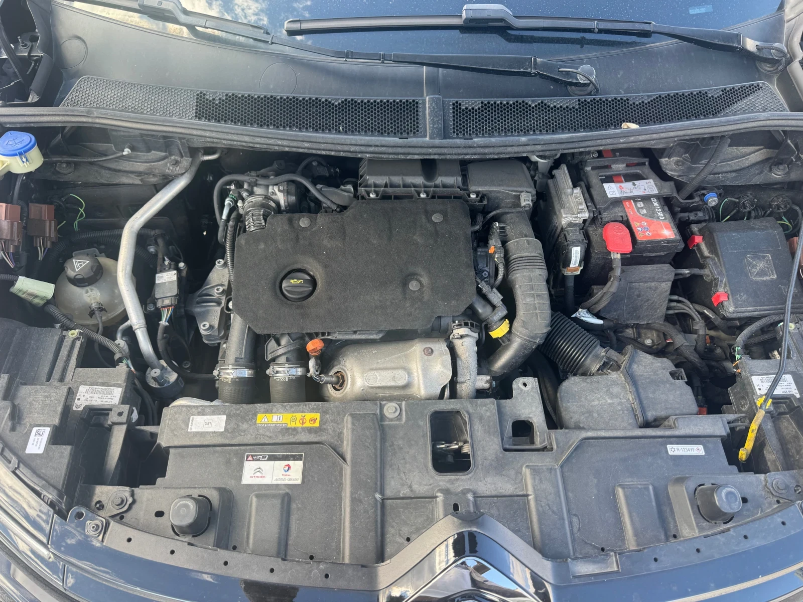 Citroen C5 Aircross 1.5TDI  131hp* LED* КОЖА* КАМЕРА* 6.2020г* ЛИЗИНГ, снимка 16 - Автомобили и джипове - 56202042