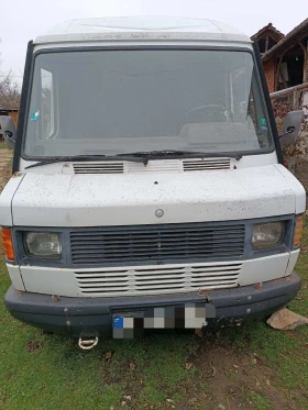 Mercedes-Benz 208  - изображение 1