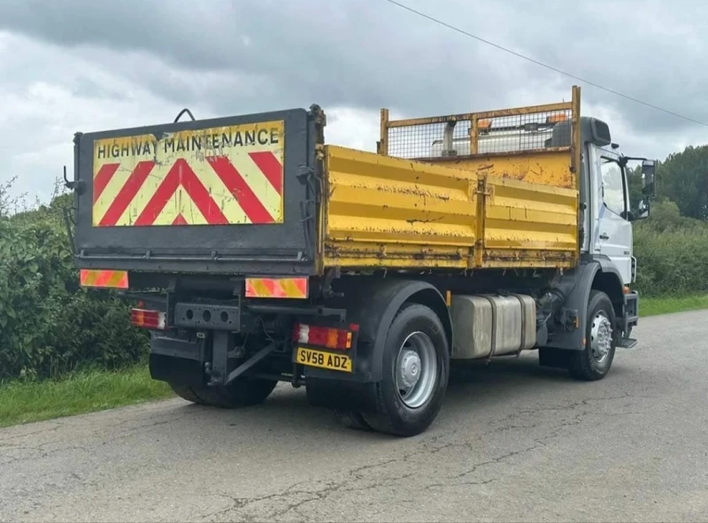 Mercedes-Benz 1824 Axor Тристранен самосвал, снимка 5 - Камиони - 47481118