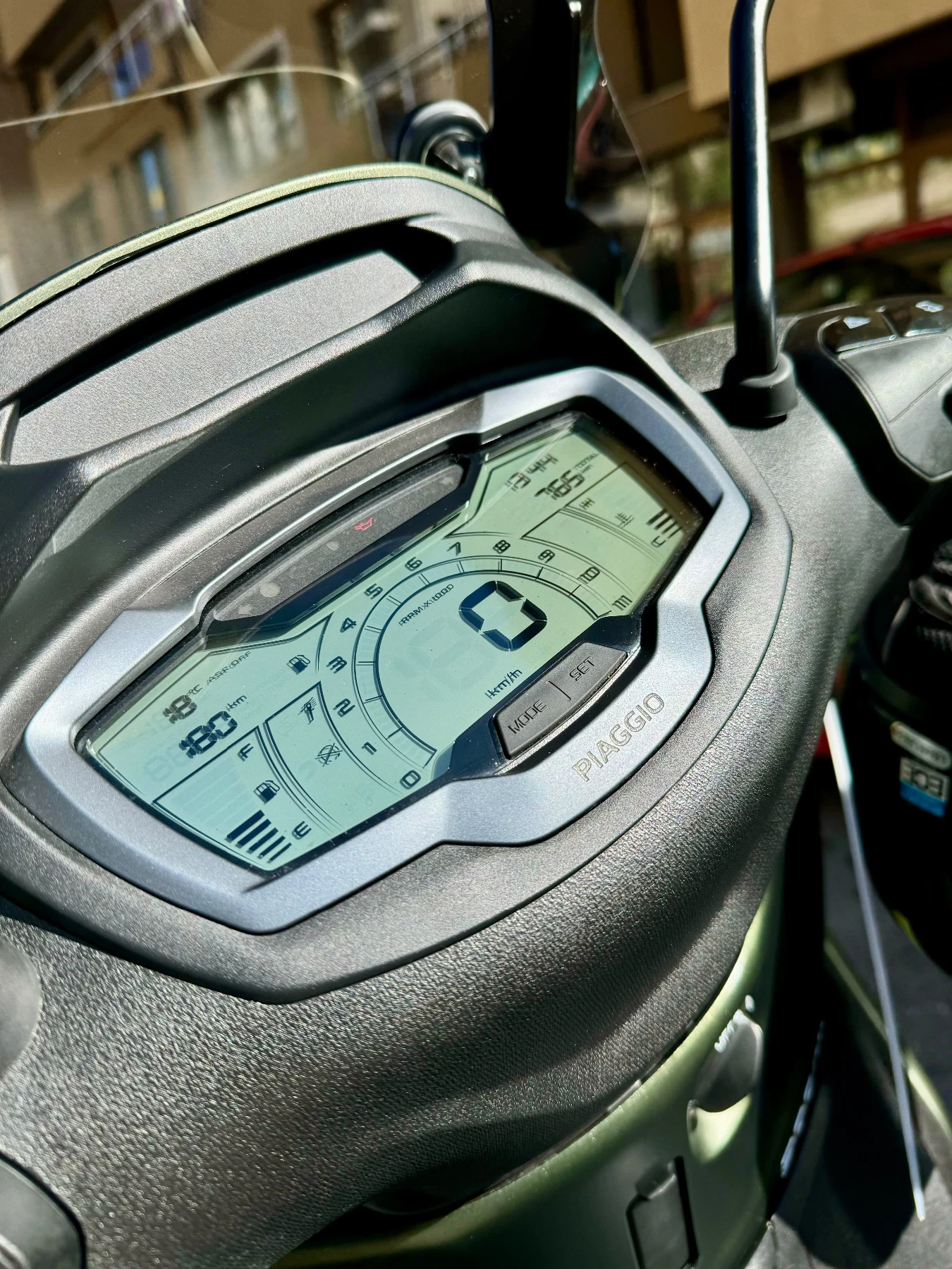 Piaggio Beverly 300, снимка 4 - Мотоциклети и мототехника - 53922931