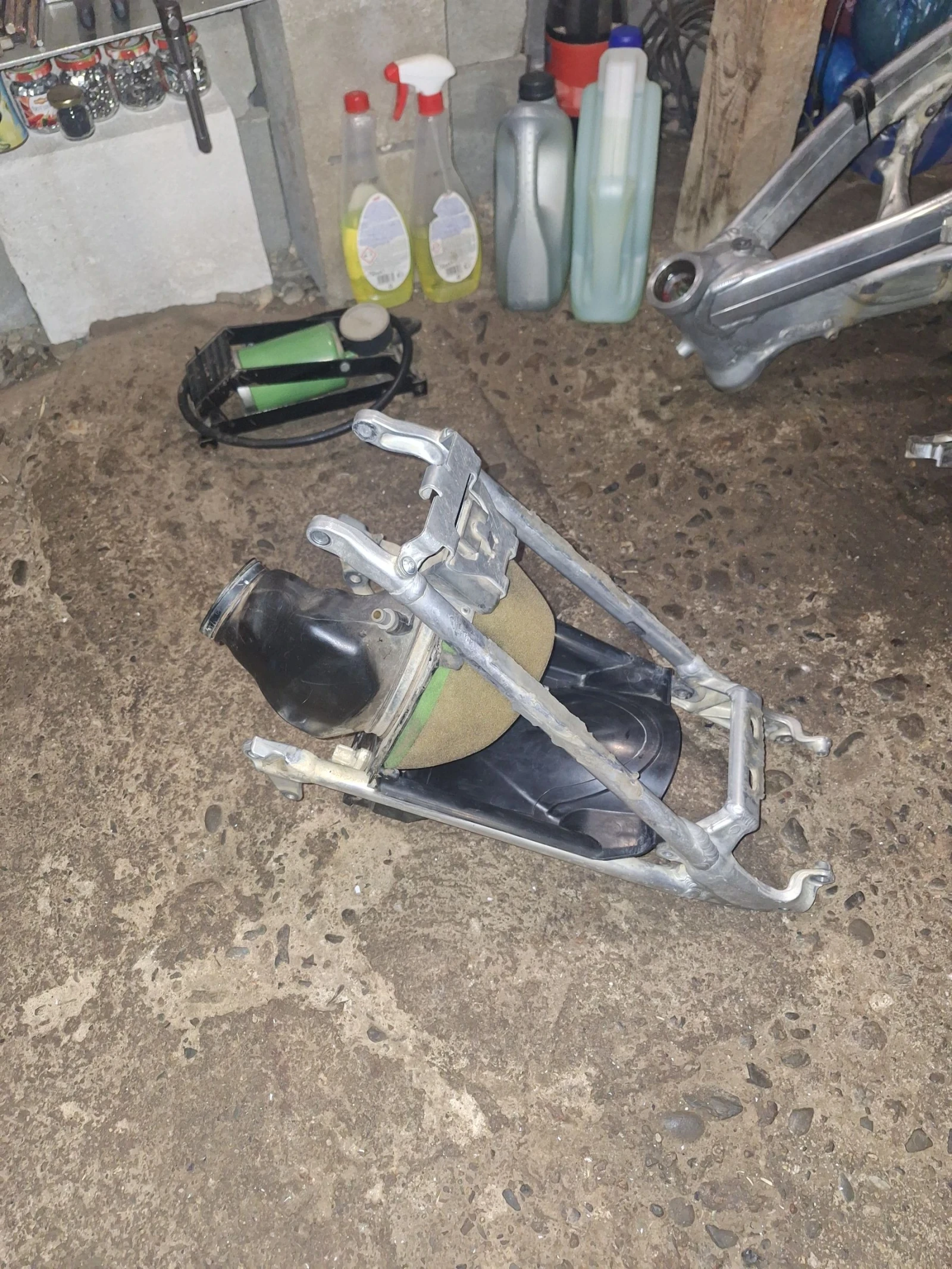 Honda Crf 450R за части, снимка 11 - Мотоциклети и мототехника - 54043373