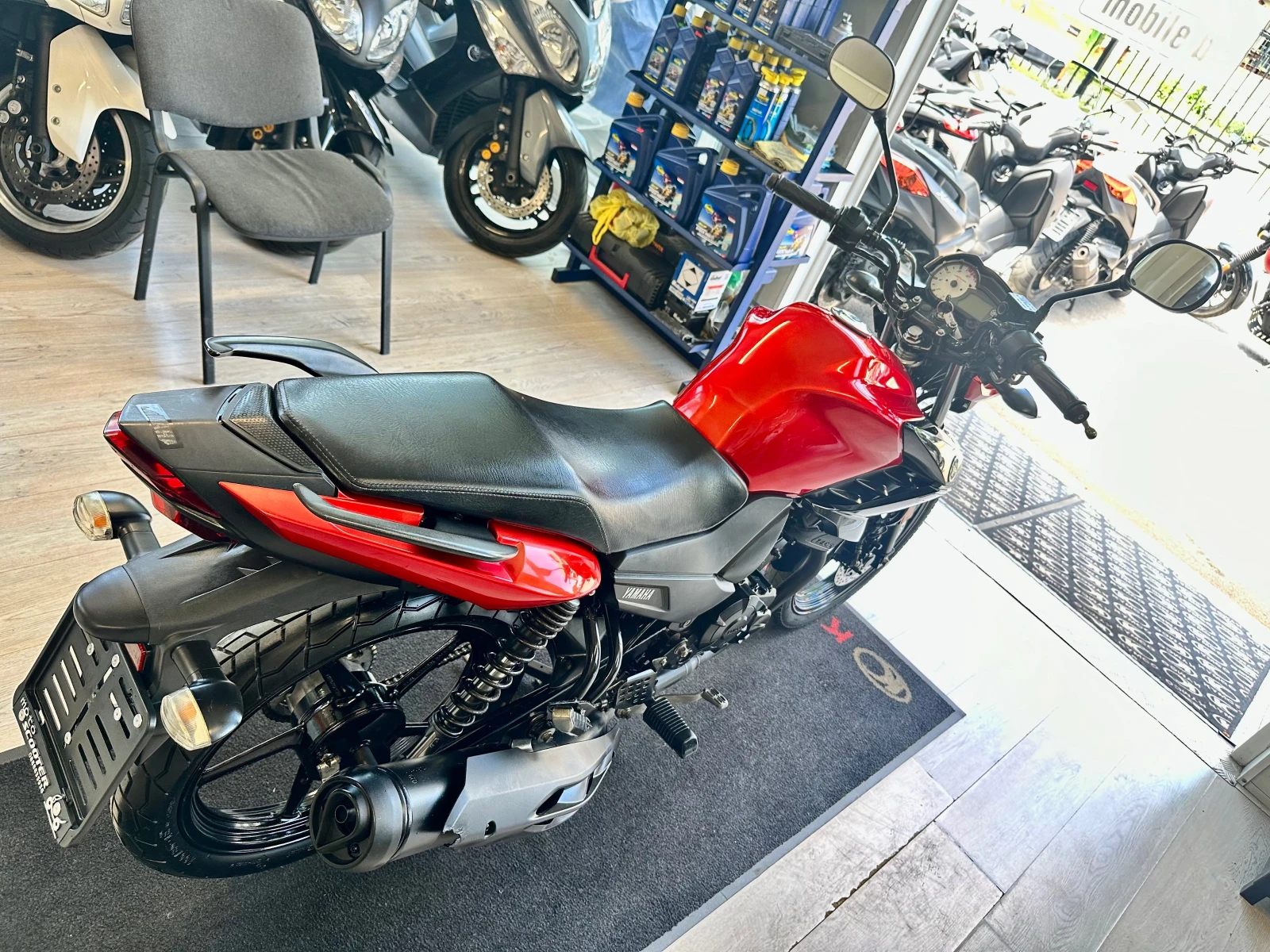 Yamaha YBR YS125i 07.2018г., снимка 6 - Мотоциклети и мототехника - 54699900