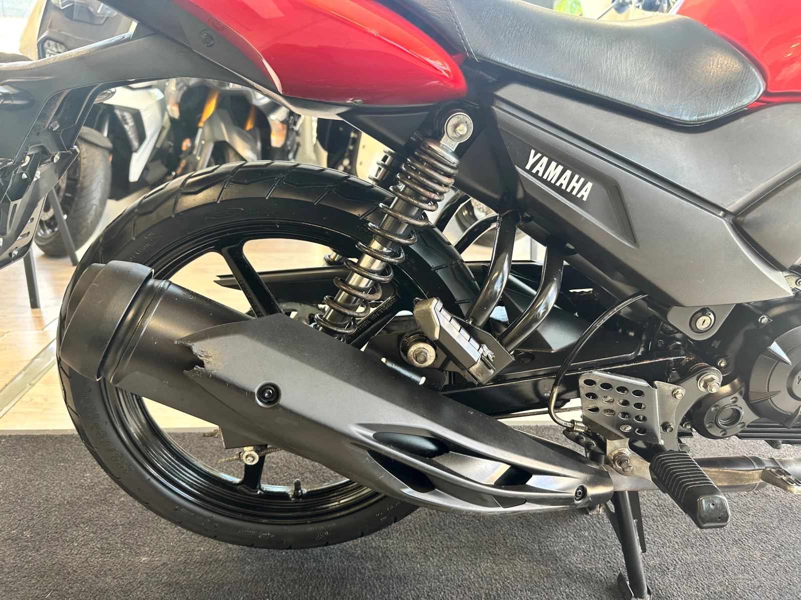 Yamaha YBR YS125i 07.2018г., снимка 12 - Мотоциклети и мототехника - 54699900