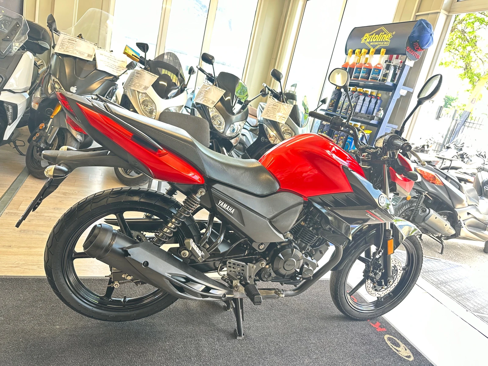 Yamaha YBR YS125i 07.2018г., снимка 17 - Мотоциклети и мототехника - 54699900