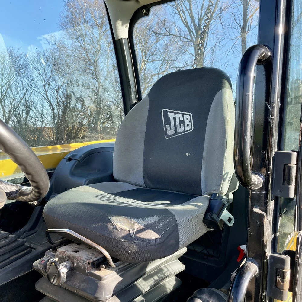 Телескопичен товарач JCB 531-70 - изображение 8