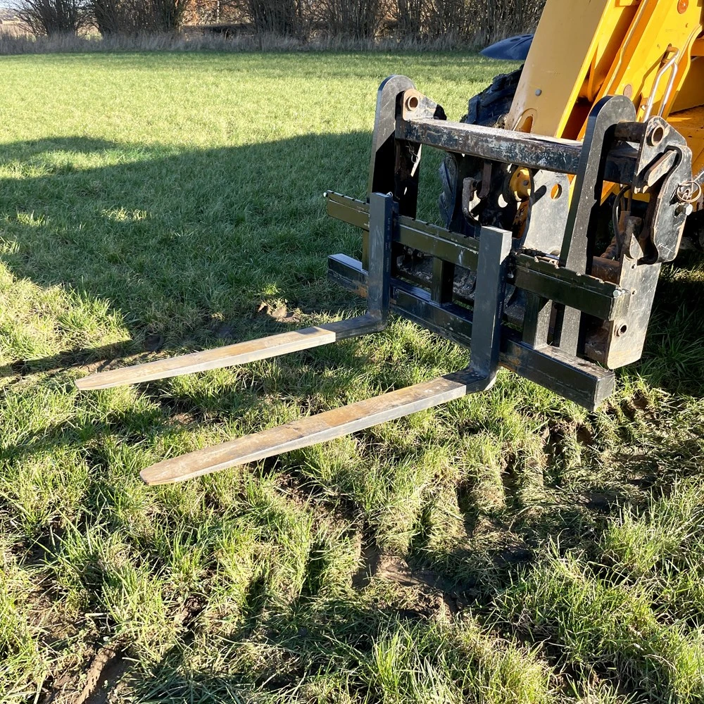 Телескопичен товарач JCB 531-70 - изображение 9