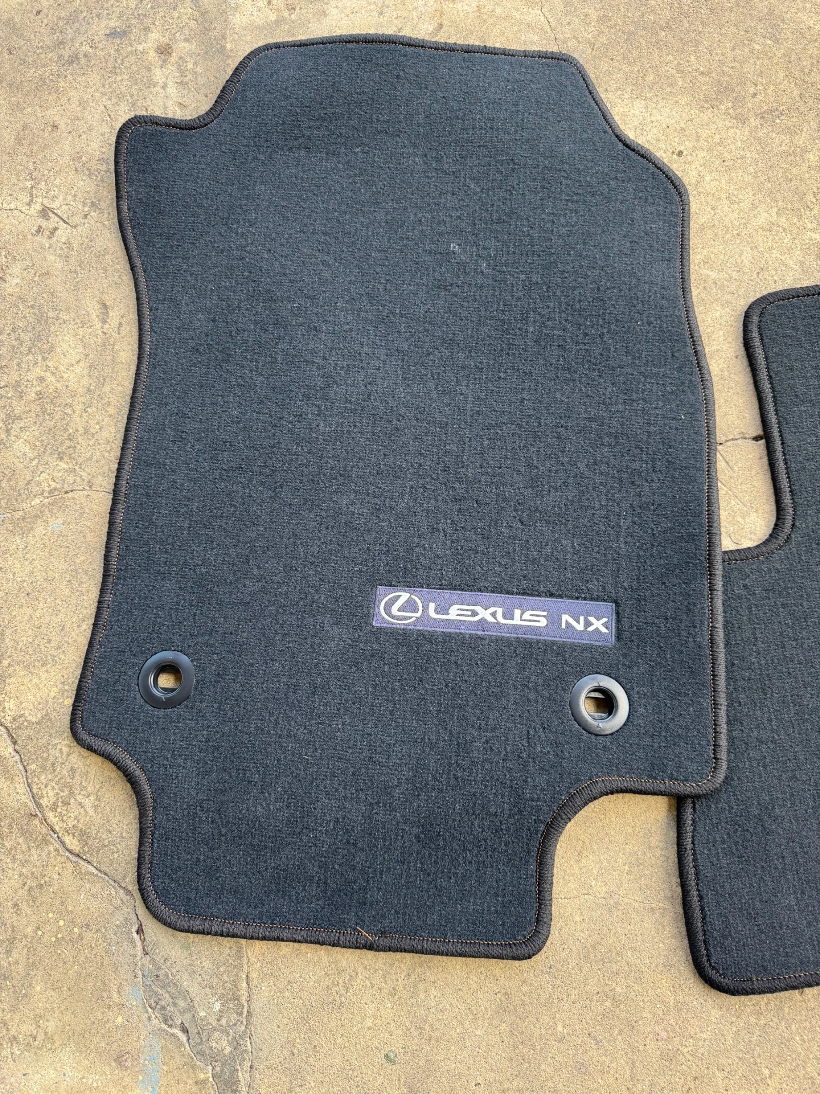 ���������� ���� ����� ������ Lexus NX | Mobile.bg � ����������� 1