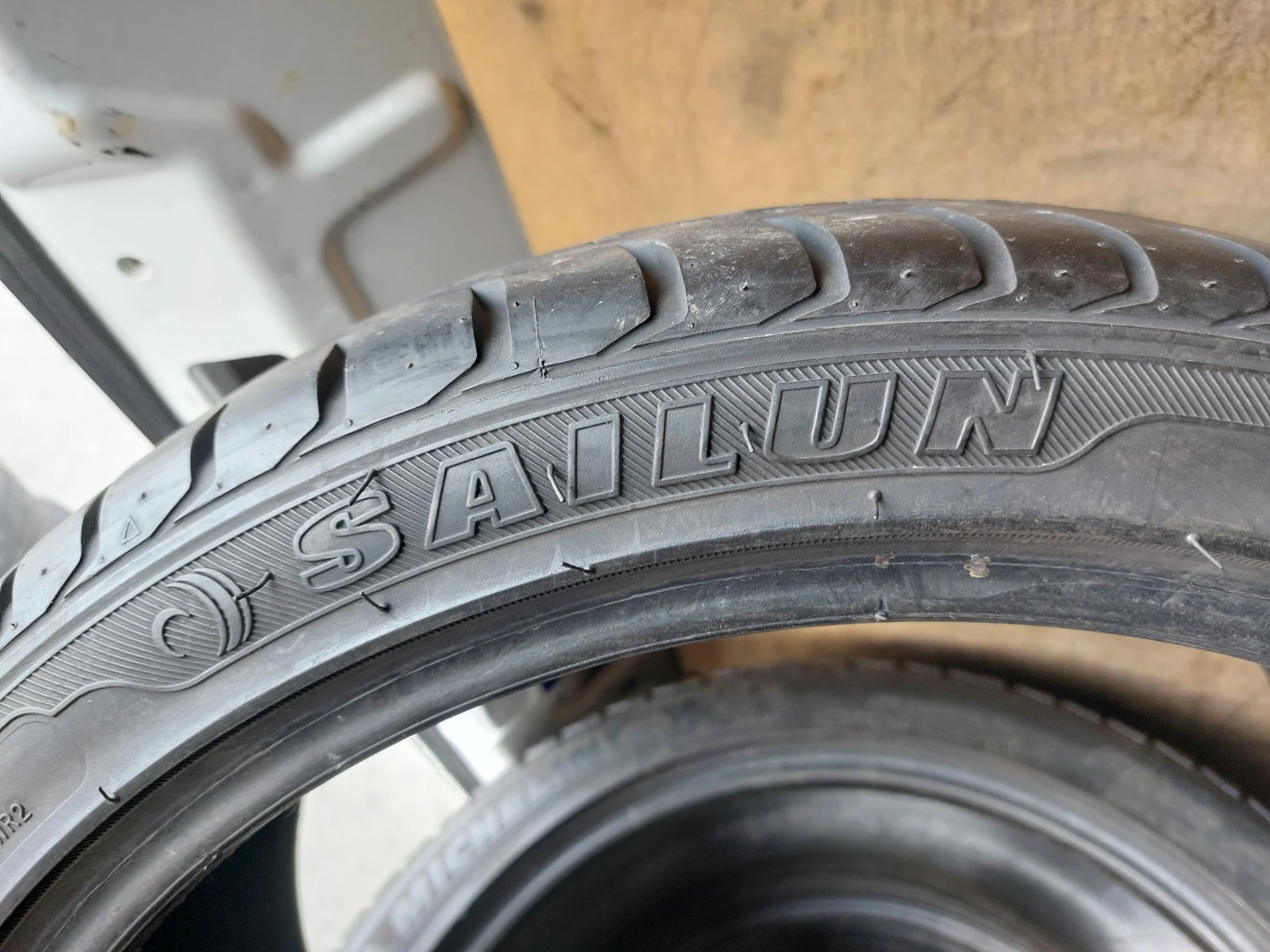 ���� 255/35R19 | Mobile.bg � ����������� 7