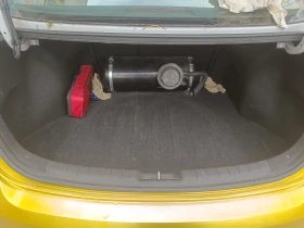 Hyundai Elantra, снимка 9