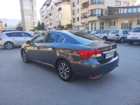 Toyota Avensis От Тм Ауто //140 000 подгреви / камера км, снимка 2