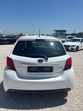 Обява за продажба на Toyota Yaris 1.5 Hybrid , KEYLESS, NAVY, AUTOMATIC ~17 600 лв. - изображение 5