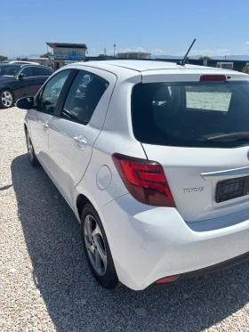 Обява за продажба на Toyota Yaris 1.5 Hybrid , KEYLESS, NAVY, AUTOMATIC ~17 600 лв. - изображение 3