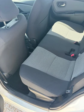 Обява за продажба на Toyota Yaris 1.5 Hybrid , KEYLESS, NAVY, AUTOMATIC ~17 600 лв. - изображение 9