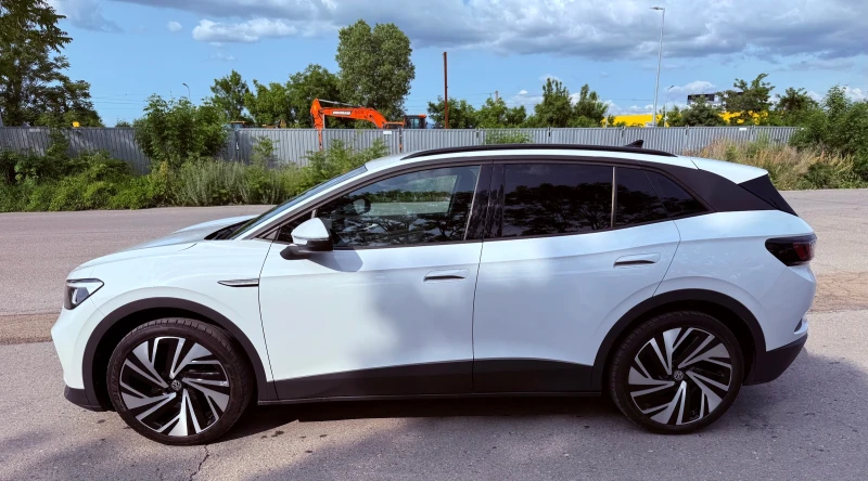 VW ID.4 PURE, снимка 2 - Автомобили и джипове - 52419676