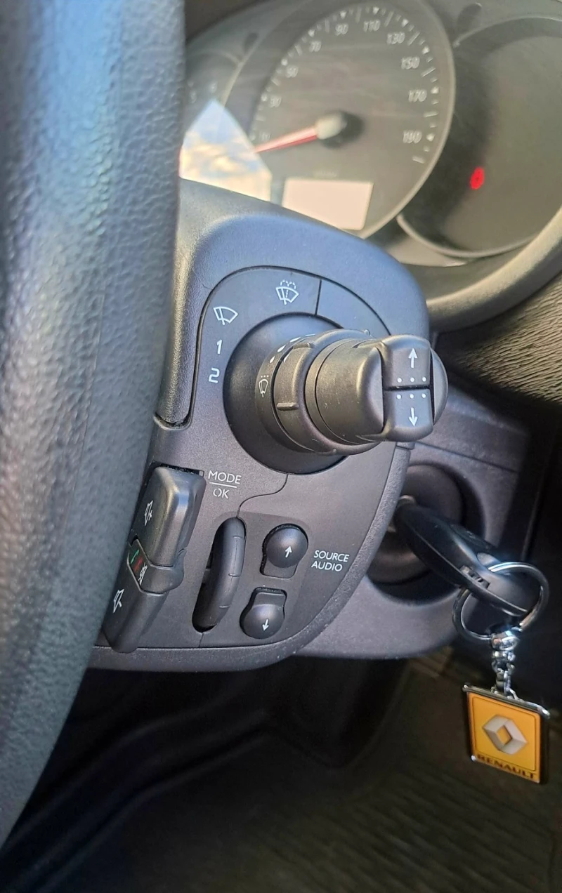 Renault Kangoo Товарен, снимка 14 - Автомобили и джипове - 47245335