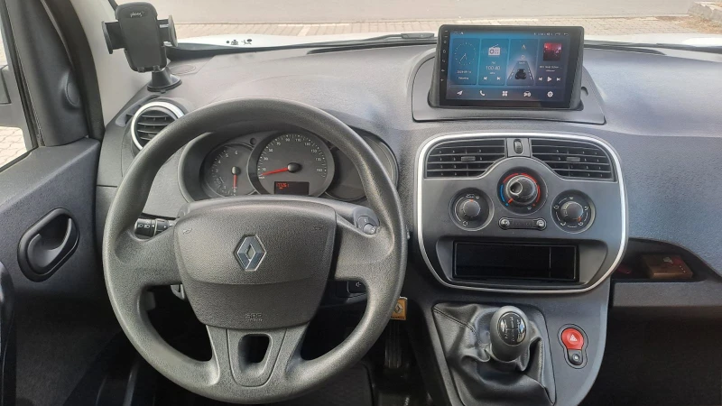 Renault Kangoo Товарен, снимка 7 - Автомобили и джипове - 47245335