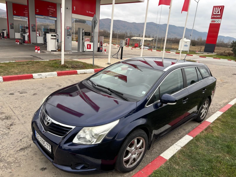 Toyota Avensis 2.0 D-4D, снимка 2 - Автомобили и джипове - 47909497