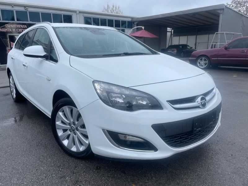 Opel Astra 1.4 GPL 140кс COSMO, снимка 3 - Автомобили и джипове - 47945254