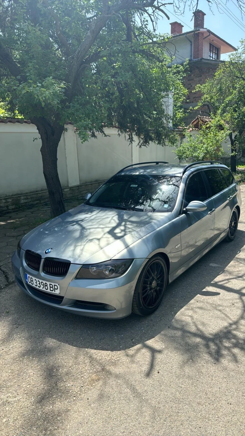 BMW 320, снимка 1 - Автомобили и джипове - 47976498