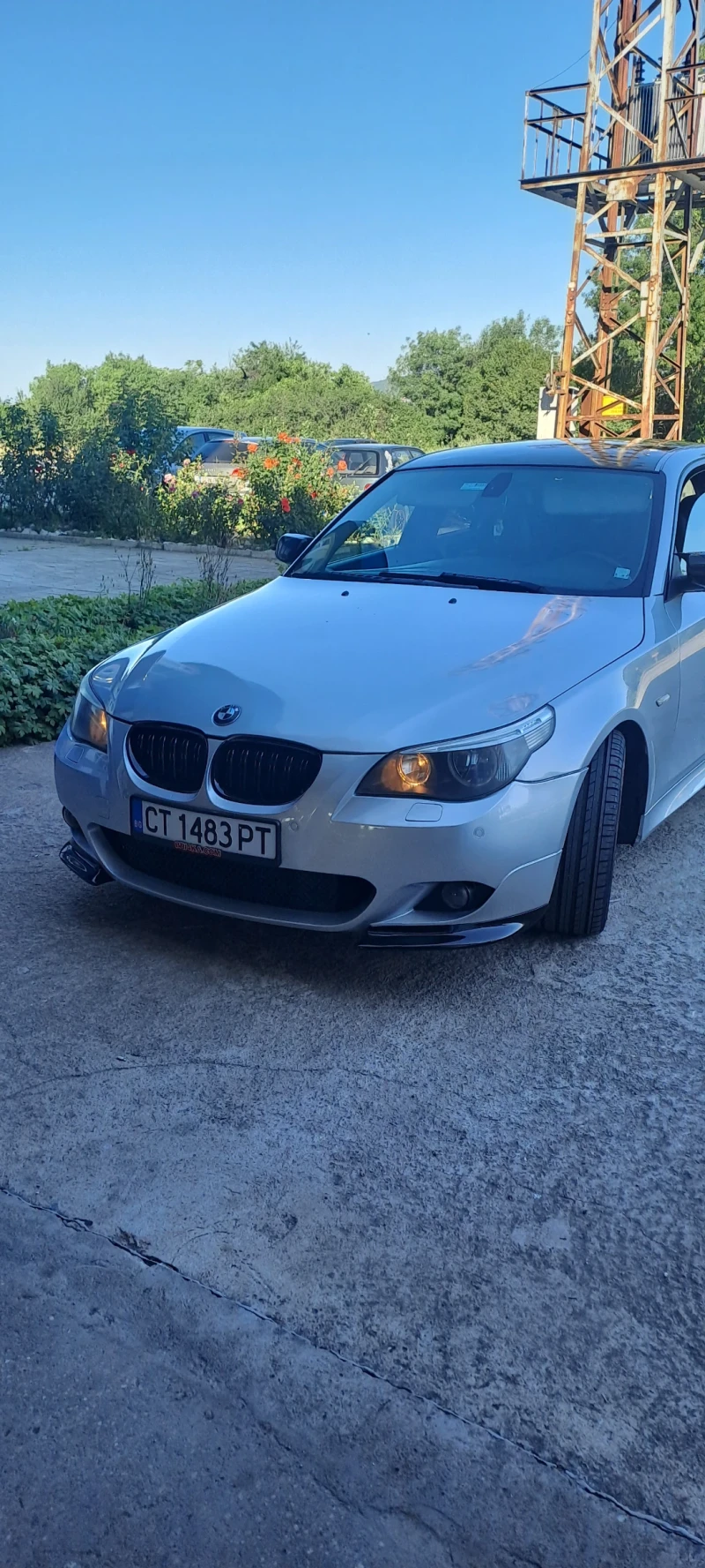 BMW 530, снимка 12 - Автомобили и джипове - 48133533