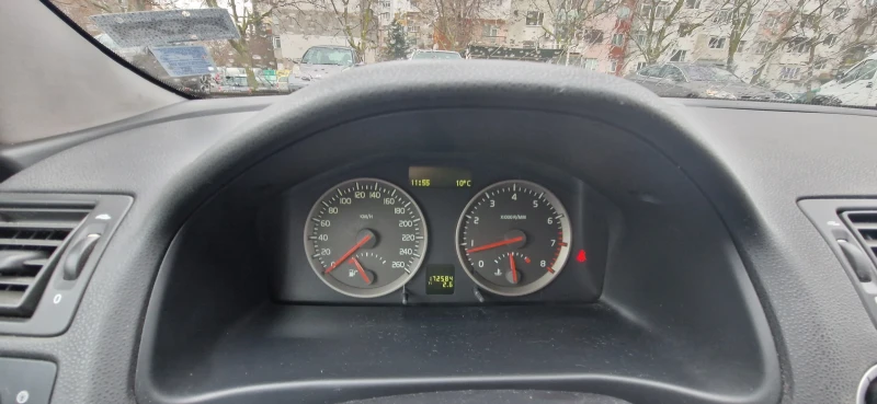 Volvo S40 S40 2.4 i/ газ, снимка 9 - Автомобили и джипове - 48258631