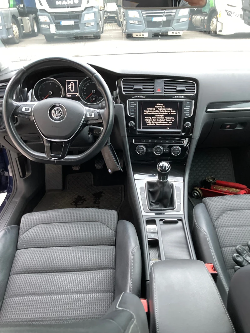 VW Golf 2.0TDi Highline, снимка 10 - Автомобили и джипове - 48341807