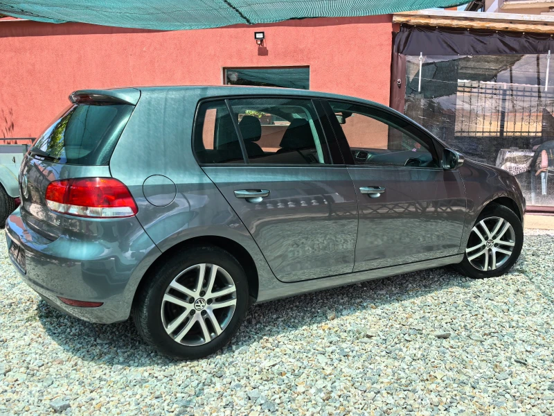 VW Golf 1.6 102кс, снимка 3 - Автомобили и джипове - 52581990